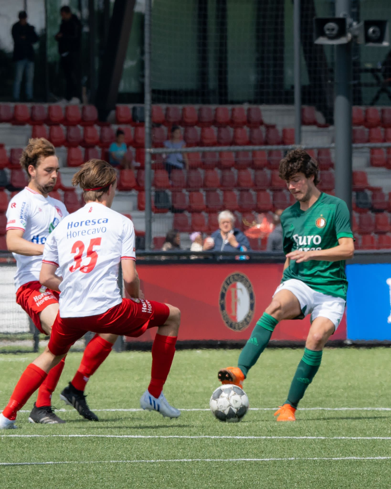 Van Tongeren naar VFC (za) VFC